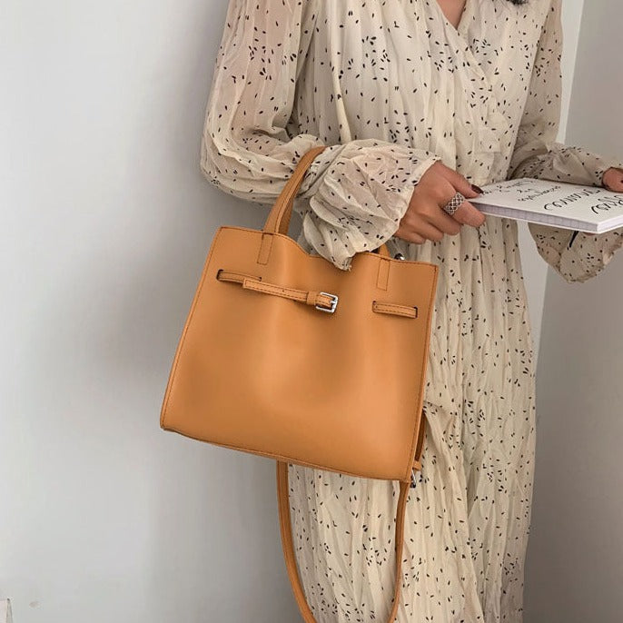 Bolsa Vivienne Couro