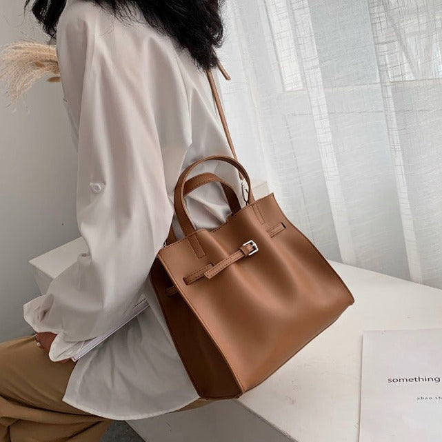 Bolsa Vivienne Couro